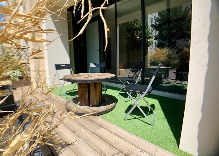 Loft Gare Cite Gastronomique Apartment *